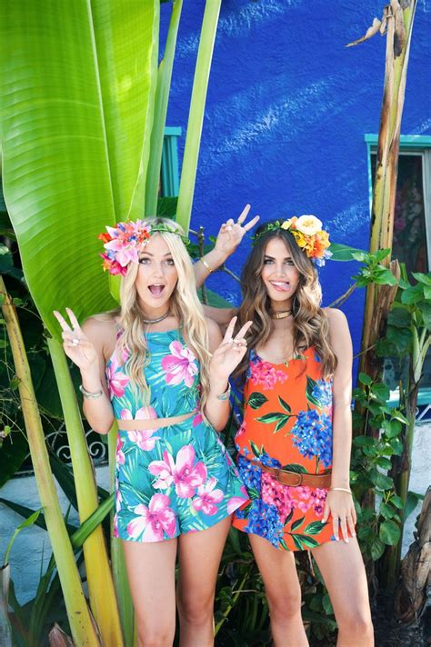 MUport Weekender April 2016 Luau Outfits Hawaiian Party Outfit