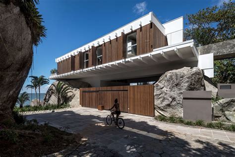 Gallery Of Brazilian Houses 10 Residences With Natural Stone Façades 6