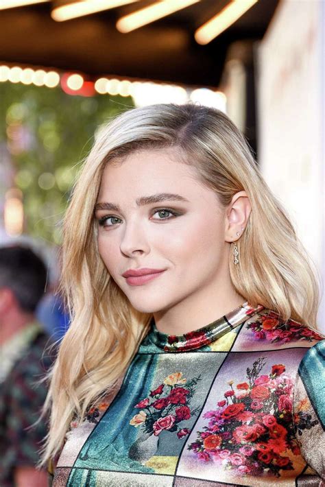 ‘kick Ass Star Chloë Grace Moretz Gets An Education In Adjusting From