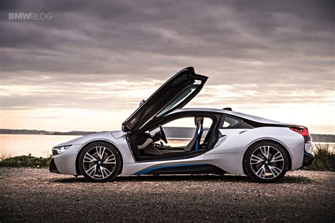 Bmw i8 with pure impulse exclusive package; BMW i8 recalled for fuel tank issues