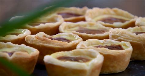 Paul hollywood's chocolate brioche doughnuts. Paul Hollywood chocolate custard tarts recipe on Bake Off ...