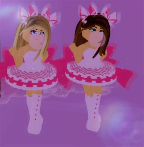 I also check out a jail simulator in the game! Roblox Chicas Tumblr Bff / Pin By Kamiah Brown On My ...