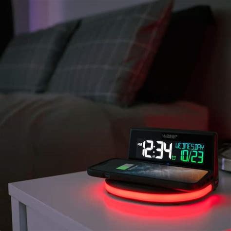 La Crosse Technology Qi Certified Wireless Charging Alarm Clock With