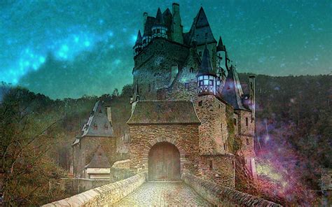 Eltz Castle Hd Wallpaper Background Image 1920x1200
