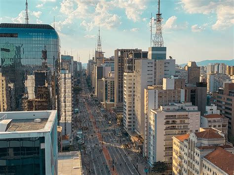 São roubados 300 telemóveis por dia na cidade de São Paulo - Plataforma