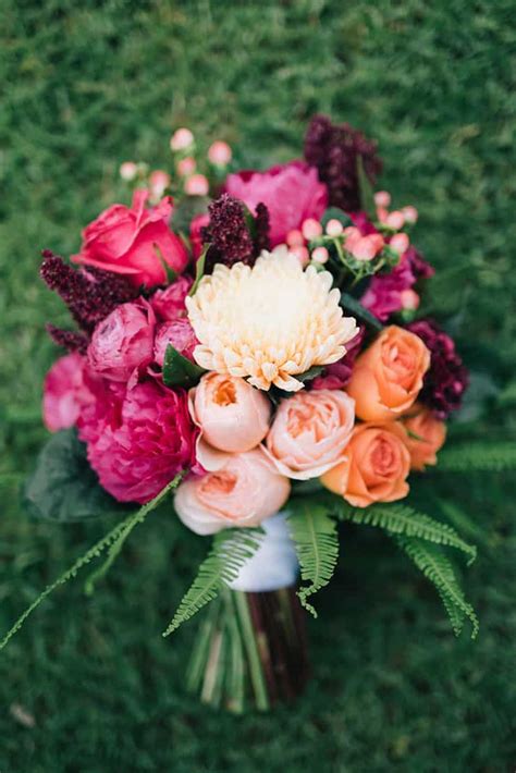 20 Beautiful Wedding Bouquets To Have And To Hold