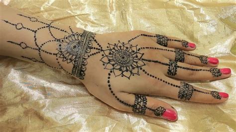 Egyptian Hanging Style Mehndi Designs For Handseasy Simple Mehendi For