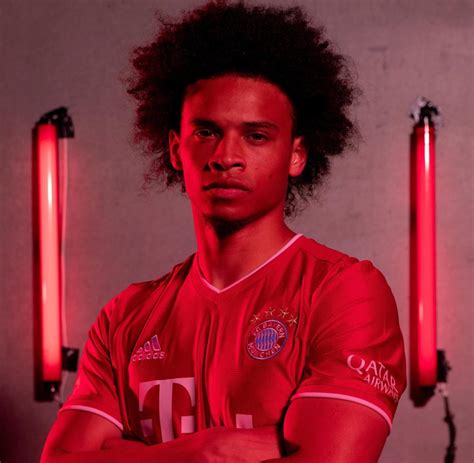 Bayern munich have tweeted from their official account denying claims they've agreed a transfer deal to sign manchester city star leroy sane. Leroy Sané beim FC Bayern: Diese Rolle entspricht nicht ...