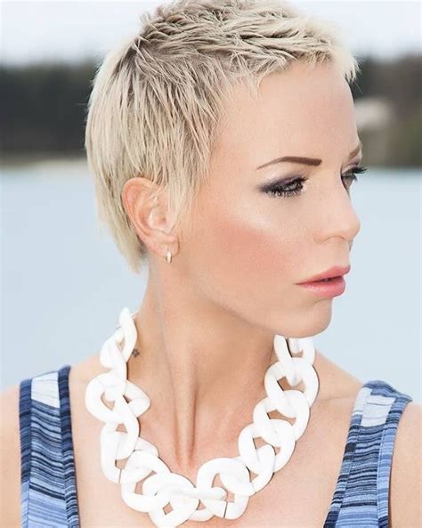 Coupes Ultra Courtes Pour la Nouvelle saison | Coiffure ...