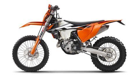 Combining the handling of a 250 with power closely approaching 450 levels, its compact, powerful dohc engine, low weight and perfectly tuned. Gebrauchte KTM 250 EXC-F Motorräder kaufen