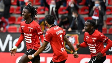 In the game fifa 21 his overall rating is 78. Ligue 1: Eduardo Camavinga's goal propels Rennes to win ...