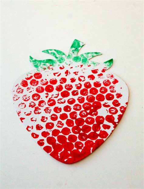Easy Strawberry Craft Ideas For Kids Red Ted Art Kids Crafts