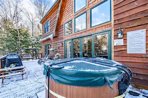 Peak Properties Of Maine The Maine Ski House In Newry Peakproperties