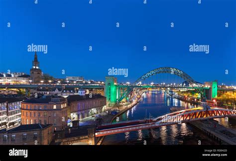 View Of The River Tyne And Tyne Bridges At Night Newcastle Upon Tyne