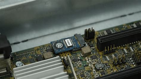 Serious Security Vulnerabilities Affecting Billions Of Computer Chips