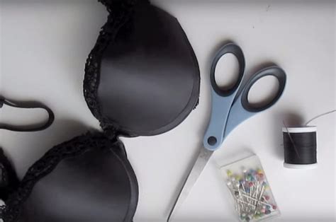 This Is How You Make A Diy Backless Bra Literally In Minutes