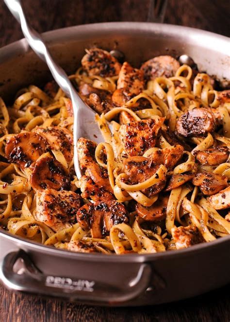 Shredded carrots, toasted sesame oil, garlic cloves, spaghetti and 14 more. Chicken Pesto Pasta in Creamy White Wine Sauce - What's In ...