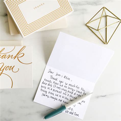 Thank you gifts are an excellent way to show your appreciation to someone who lent you a helping hand. 5 Examples of When to Send Thank You Cards - SimplyNoted