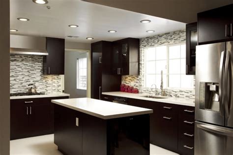 Dark kitchen cabinets create an alluring, dramatic aesthetic that can work with just about any kitchen design style. 30 Best Kitchen Cabinet Colors for Your Kitchen - DIY Home Art