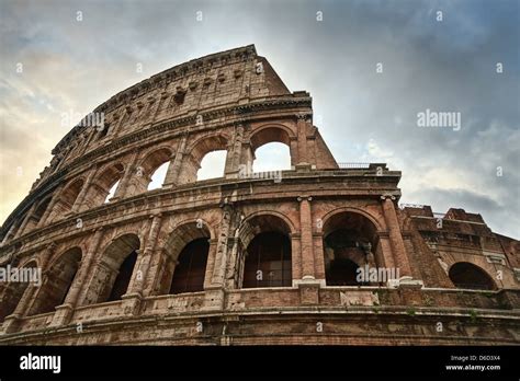 El Coliseo De Roma Italia Fotografía De Stock Alamy