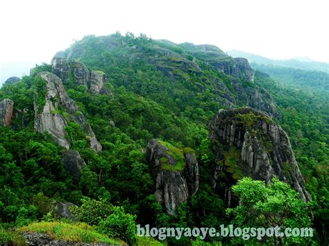 blognyaOYe: Gunung PURBA
