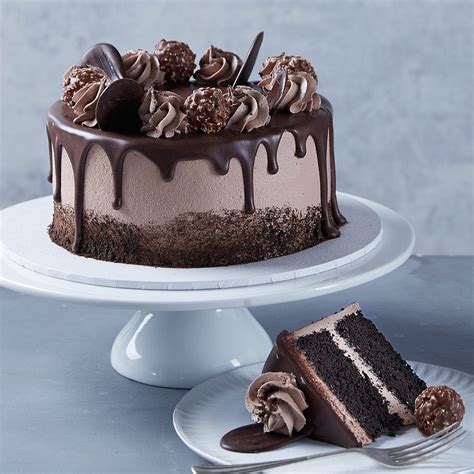 death  chocolate drip cake
