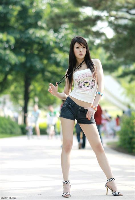 Hwang Mi Hee Hot And Stunning Legs Hot Fhm Magazine
