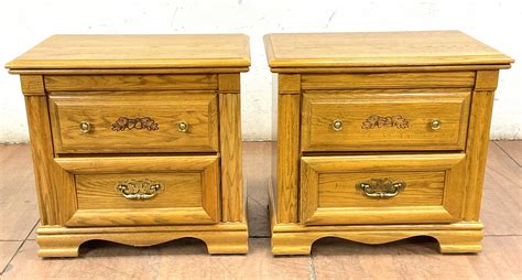 Lot Pair Of Broyhill Traditional Style Oak Nightstands