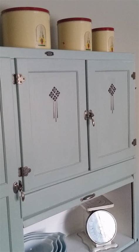 The marsh hoosier cabinet is two pieces. Vintage Art Deco Hoosier Cabinet SOLD... - Prairiepickers ...