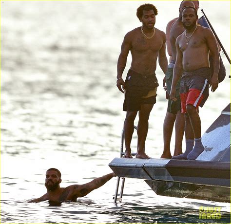 Drake Takes A Dive Into The Ocean While Boating In Barbados Photo 4471390 Drake Shirtless