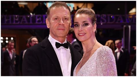 Chi è Rosa Caracciolo La Moglie Di Rocco Siffredi E Madre Dei Suoi Figli Dtxw