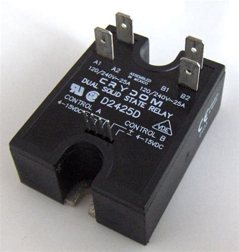 Crydom D2425d Dual Solid State Relay 120 240v 25a