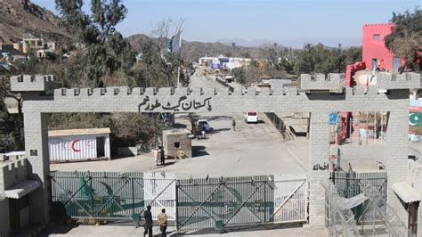 واکنش پاکستان به ادامه بسته ماندن گذرگاه مرزی تورخم خبرگزاری شیعیان