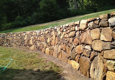 Southbury Ct Stone Or Block Walls Retaining Walls Decorative Walls