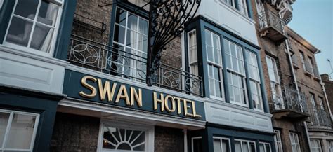 Hotel Review The Swan Hotel Southwold In Suffolk Luxury Lifestyle