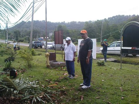 Ini merupakan antara aktiviti paling menarik di taman negara iaitu menyusuri sungai tembeling yang deras dengan menaiki bot kayu. SRS KRT TAMAN NIKMAT KOTA BELUD SABAH: AKTIVITI GOTONG ...