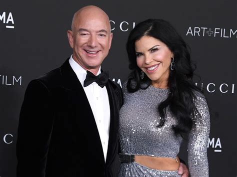 Jeff Bezos And Lauren S Nchez Host Engagement Party On Yacht Source
