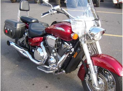 The vehicle's current condition may mean that a feature described below is no longer. 2002 Honda VTX 1800R/VTX1800S Cruiser for sale on 2040-motos