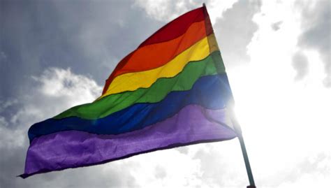 Stockholm Installs Same Sex Traffic Lights In Honor Of Pride Iheart