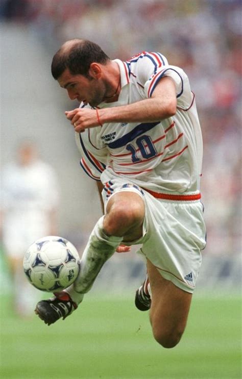 Zinedine Zidane A Great Midfielder French Won The Golden Ball As The