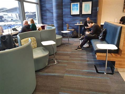 Lax Delta Airlines Skyclub T3 Lounge Los Angeles Review Loungeindex
