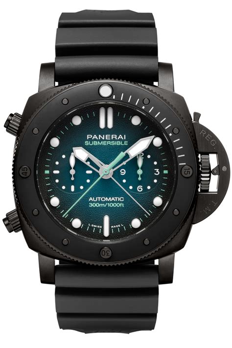 Panerai Experience: dive with Guillaume Néry and Panerai Submersible ...