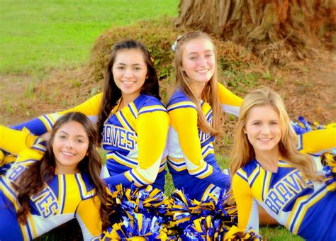 Cheer Buddy Pics Pose Captains And Lieutenants Fall Sports Pictures