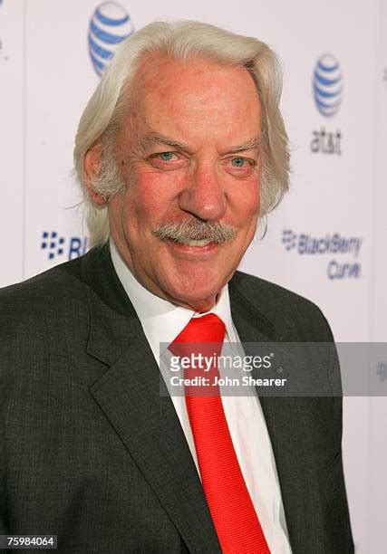 Donald Red Barry Photos And Premium High Res Pictures Getty Images