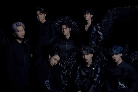 7 ~ the journey ~ for free black swan is a song by bts. 9 Things You Didn't Notice in BTS Official MV for "Black ...