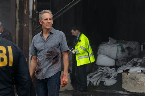 Ncis New Orleans Actors Sue Cbs After Claiming They Were Nearly