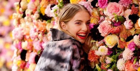 It explores the universe of the founder and the designers who have succeeded him, including raf simons, who, while working at dior, collaborated with sterling ruby to create a collection of dresses. Christian Dior revolution, Haute Couture fall winter 2012-2013