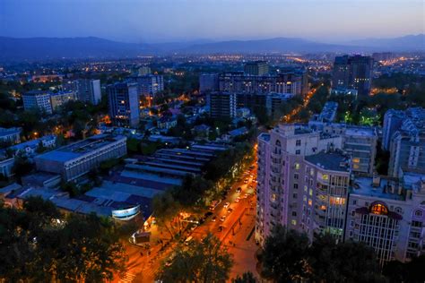 Photo essay: Dushanbe at night - CABAR.asia