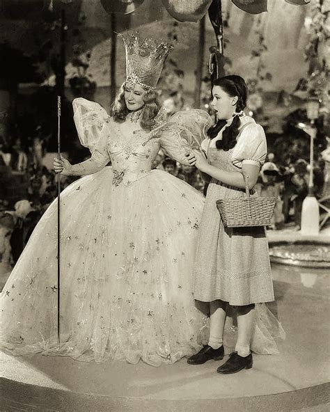 Billie Burke As Glinda And Judy Garland As Dorothy In The Wizard Of Oz