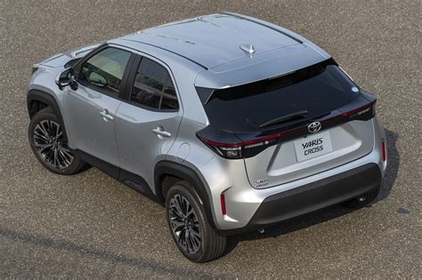 De hecho, se fabrica en francia, en la misma planta del utilitario, de donde se prevé salgan 150.000 unidades al año. 2020 Toyota Yaris Cross - Autoforum